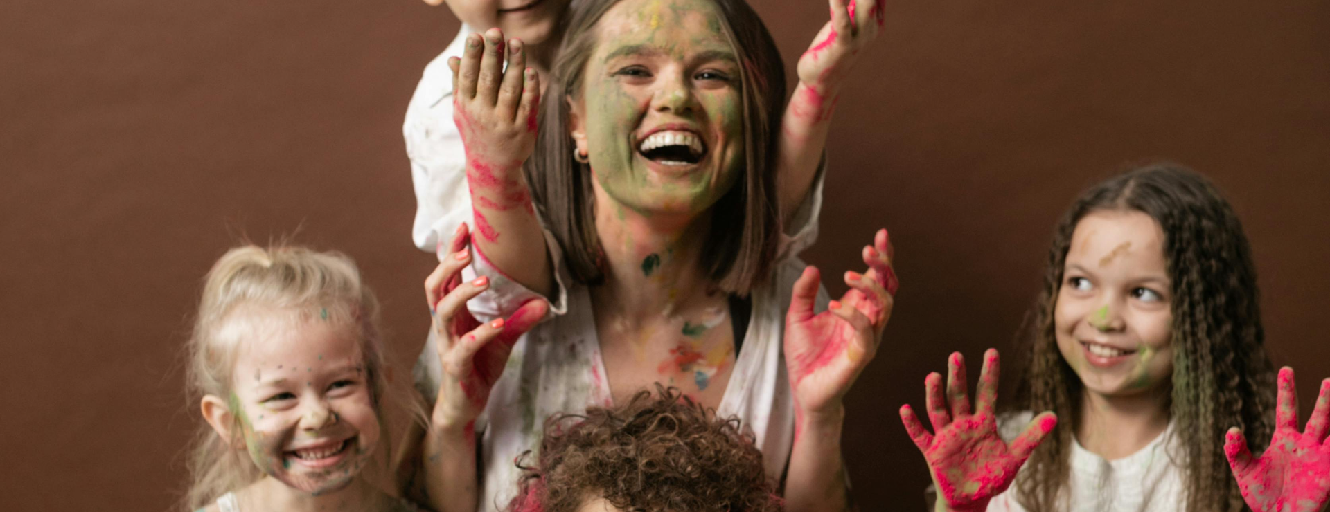 Splashes of Joy: Celebrating Holi with Your Beloved Furry Friend and Pet Grooming